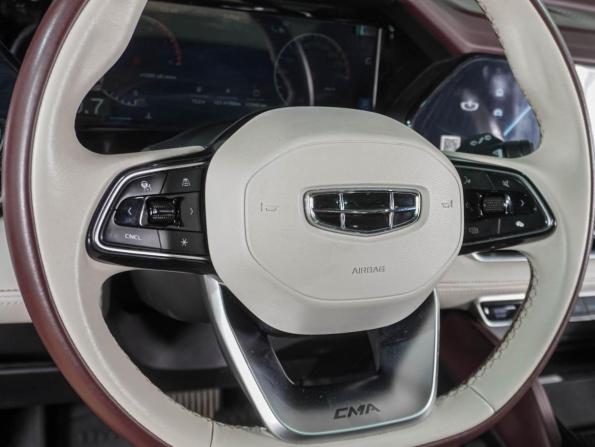 Geely Monjaro I с пробегом 2023 года, цена 2 849 000 рублей, 117949 км, внедорожник, Автокод Объявления