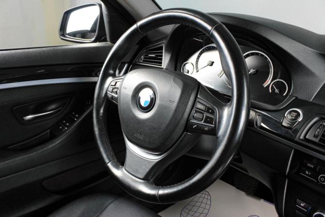 BMW 5 серии VI (F10/F11/F07) Рестайлинг с пробегом 2015 года, цена 1 629 000 рублей, 330000 км, седан, Автокод Объявления