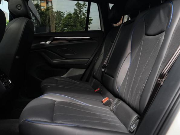 Volkswagen Tiguan III (China Market) с пробегом 2024 года, цена 4 200 000 рублей, 49034 км, внедорожник, Автокод Объявления