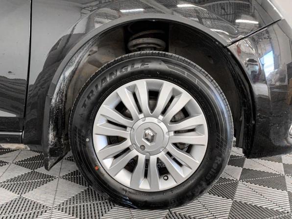 Renault Logan II с пробегом 2018 года, цена 760 000 рублей, 155450 км, седан, Автокод Объявления