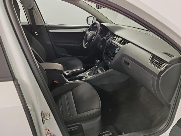 Skoda Octavia III (A7) Рестайлинг с пробегом 2020 года, цена 1 745 000 рублей, 122103 км, лифтбек, Автокод Объявления