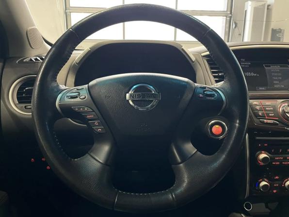 Nissan Pathfinder IV с пробегом 2016 года, цена 1 802 000 рублей, 141000 км, внедорожник, Автокод Объявления