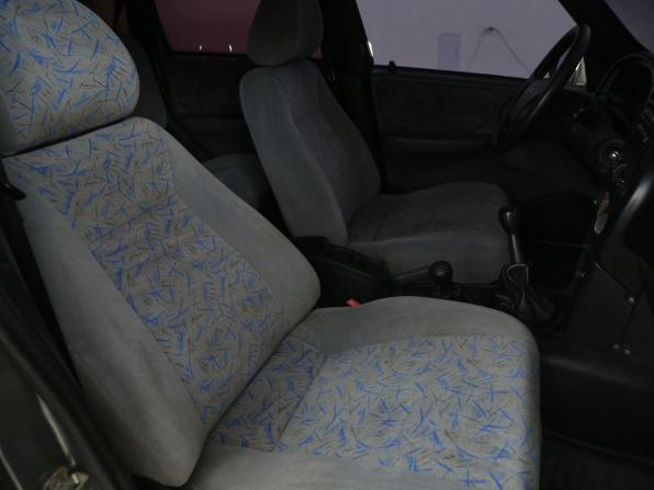 Chevrolet Niva I с пробегом 2004 года, цена 175 000 рублей, 198000 км, внедорожник, Автокод Объявления