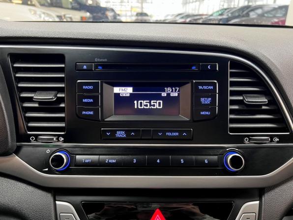 Hyundai Elantra VI (AD) с пробегом 2017 года, цена 1 345 000 рублей, 143827 км, седан, Автокод Объявления