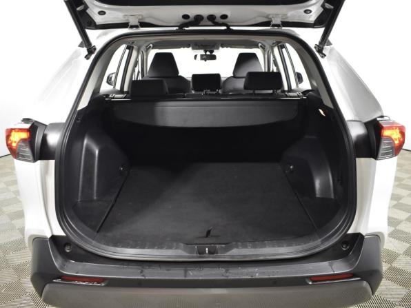 Toyota RAV4 V (XA50) с пробегом 2019 года, цена 2 749 900 рублей, 122488 км, внедорожник, Автокод Объявления