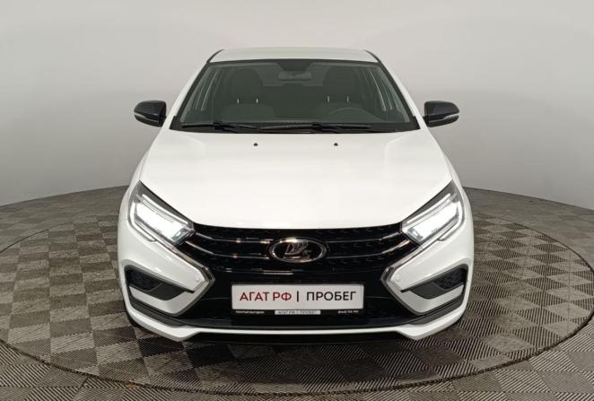 Lada (ВАЗ) Vesta I Рестайлинг (NG) с пробегом 2025 года, цена 1 315 000 рублей, 21081 км, седан, Автокод Объявления