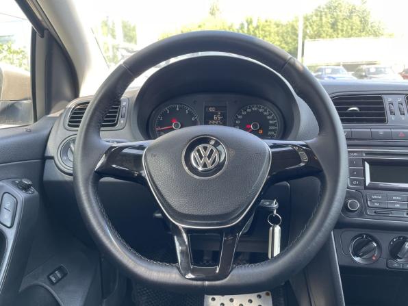 Volkswagen Polo V Рестайлинг с пробегом 2015 года, цена 722 500 рублей, 249427 км, седан, Автокод Объявления
