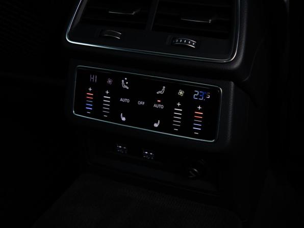 Audi A6 V (C8) с пробегом 2018 года, цена 3 700 000 рублей, 186600 км, седан, Автокод Объявления