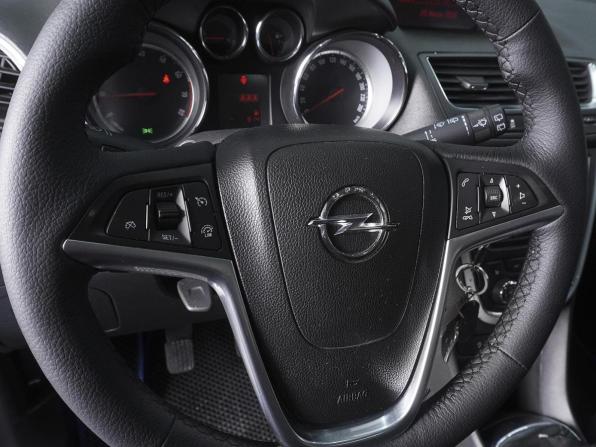 Opel Mokka I с пробегом 2013 года, цена 900 000 рублей, 152449 км, внедорожник, Автокод Объявления