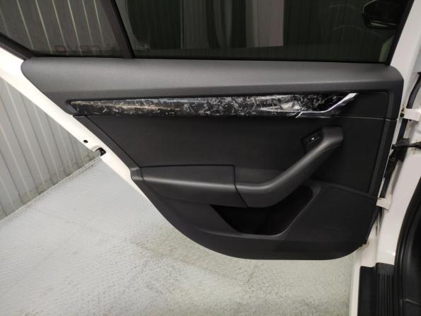 Skoda Octavia III (A7) с пробегом 2015 года, цена 945 000 рублей, 236980 км, лифтбек, Автокод Объявления