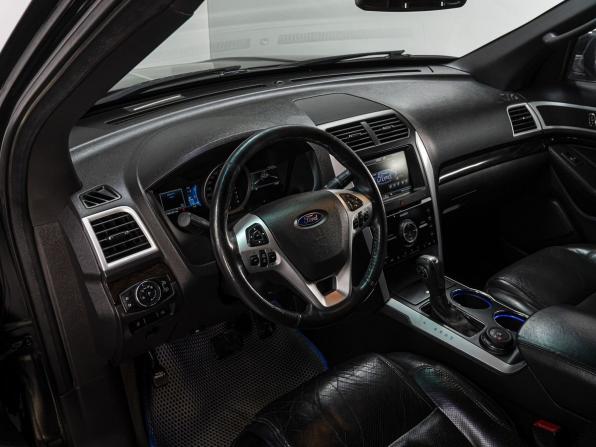 Ford Explorer V с пробегом 2013 года, цена 1 849 000 рублей, 238436 км, внедорожник, Автокод Объявления