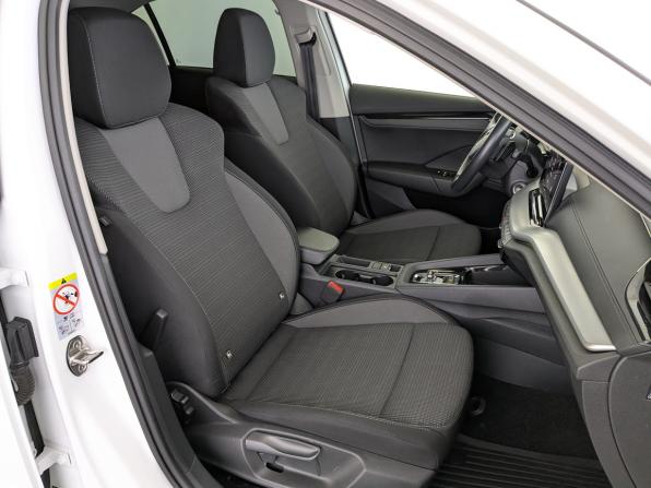 Skoda Octavia IV (A8) с пробегом 2021 года, цена 2 500 000 рублей, 48065 км, лифтбек, Автокод Объявления