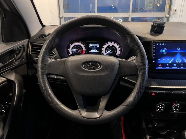 Lada (ВАЗ) Vesta I Рестайлинг (NG) с пробегом 2023 года, цена 1 265 000 рублей, 45459 км, седан, Автокод Объявления