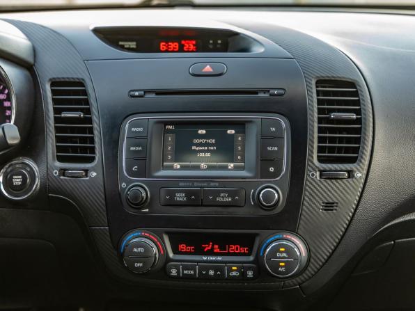 Kia Cerato III с пробегом 2013 года, цена 1 198 000 рублей, 171000 км, седан, Автокод Объявления
