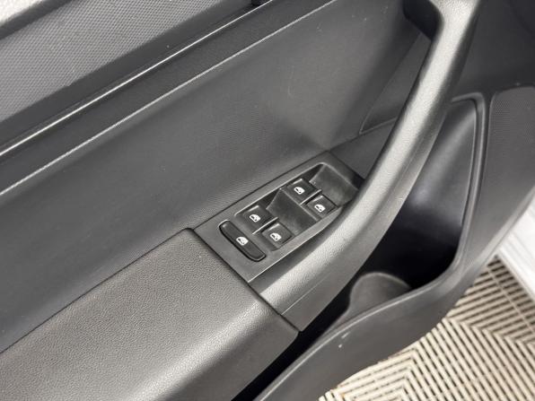 Skoda Rapid I Рестайлинг с пробегом 2018 года, цена 1 250 000 рублей, 139529 км, лифтбек, Автокод Объявления
