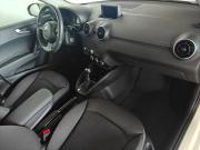 Audi A1 I (8X) Москва  - изображение 26