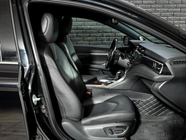 Toyota Camry VIII (XV70) Рестайлинг с пробегом 2021 года, цена 3 400 000 рублей, 143808 км, седан, Автокод Объявления