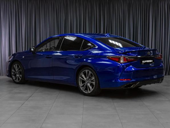 Lexus ES VII с пробегом 2018 года, цена 4 499 000 рублей, 107886 км, седан, Автокод Объявления