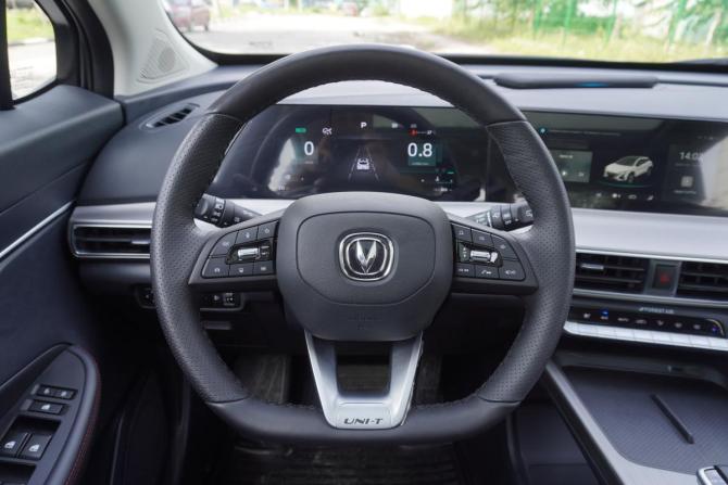 Changan UNI-T I с пробегом 2024 года, цена 2 590 000 рублей, 652 км, внедорожник, Автокод Объявления