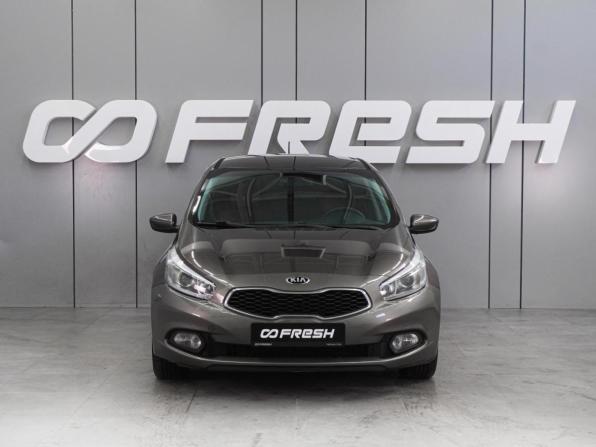 Kia Ceed II с пробегом 2012 года, цена 839 000 рублей, 181158 км, хэтчбек, Автокод Объявления