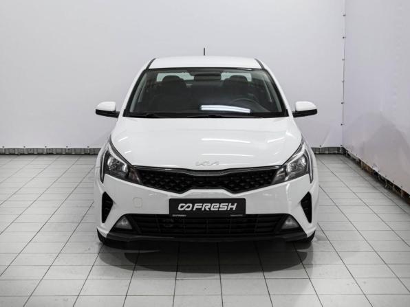 Kia Rio IV Рестайлинг с пробегом 2021 года, цена 1 199 500 рублей, 80437 км, седан, Автокод Объявления