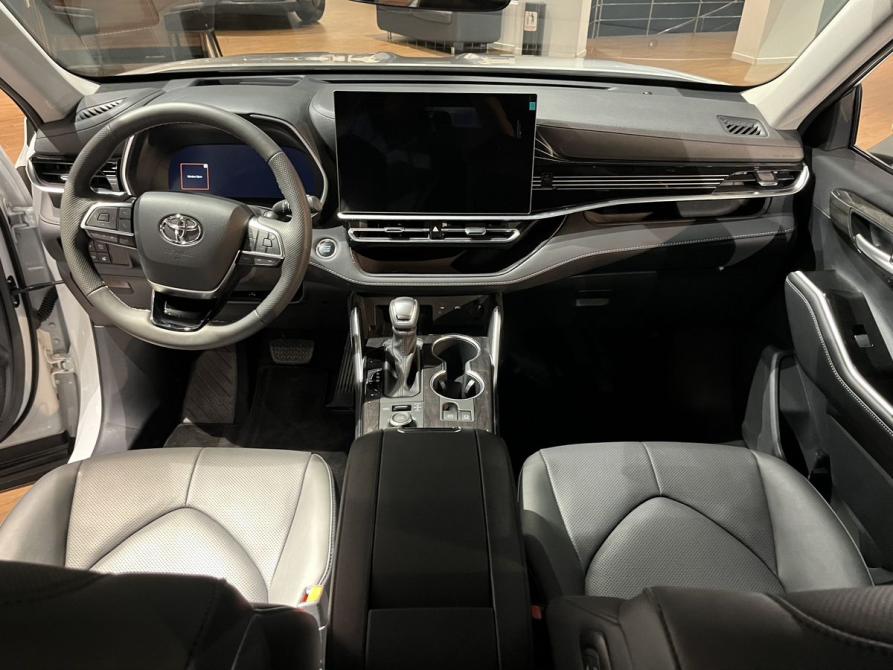 Toyota Highlander IV (XU70) Москва  - изображение 10