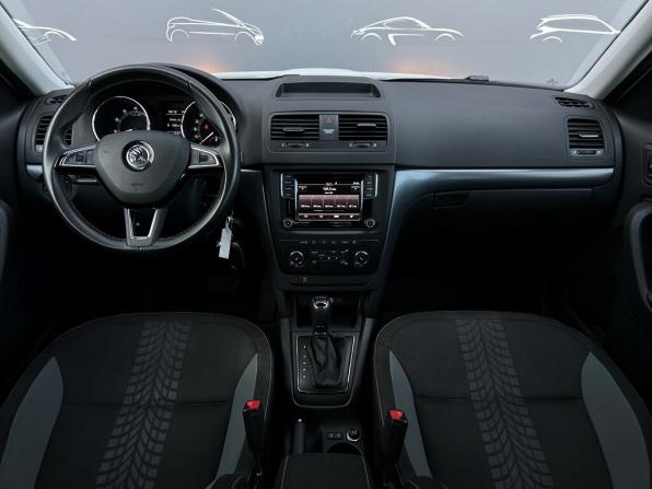 Skoda Yeti I Рестайлинг с пробегом 2017 года, цена 1 497 800 рублей, 113006 км, внедорожник, Автокод Объявления