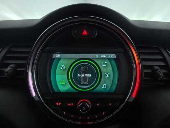 Mini Hatch III (F55/F56) Рестайлинг с пробегом 2020 года, цена 3 177 700 рублей, 68241 км, хэтчбек, Автокод Объявления