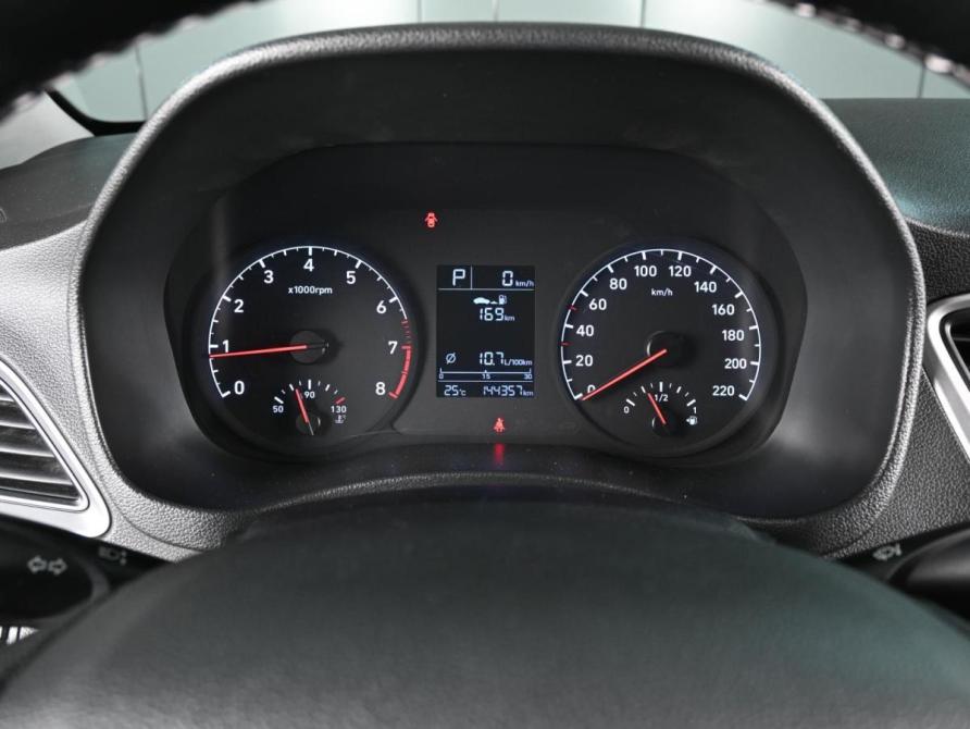 Hyundai Solaris II Ростов-на-Дону  - изображение 16