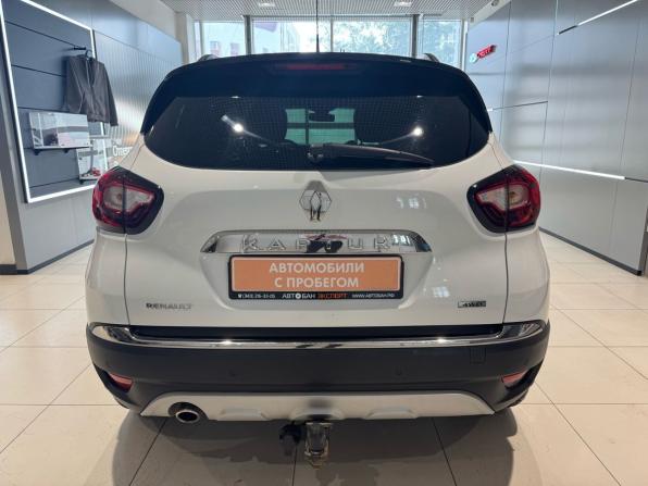 Renault Kaptur I с пробегом 2017 года, цена 1 459 000 рублей, 140000 км, внедорожник, Автокод Объявления