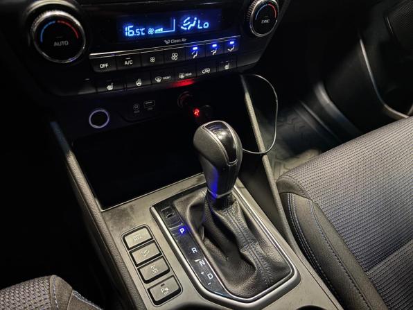 Hyundai Tucson III с пробегом 2016 года, цена 1 549 000 рублей, 211654 км, внедорожник, Автокод Объявления