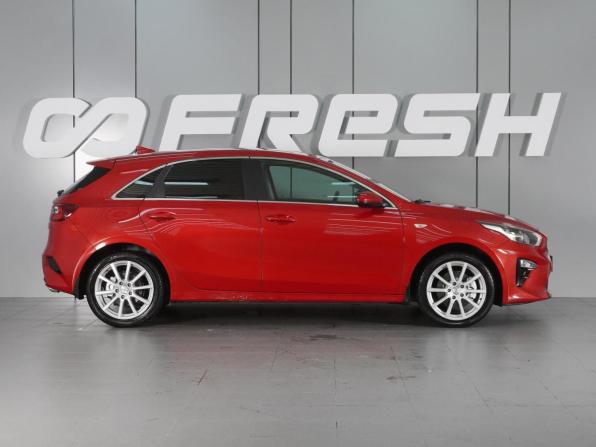 Kia Ceed III с пробегом 2018 года, цена 1 499 000 рублей, 130459 км, хэтчбек, Автокод Объявления