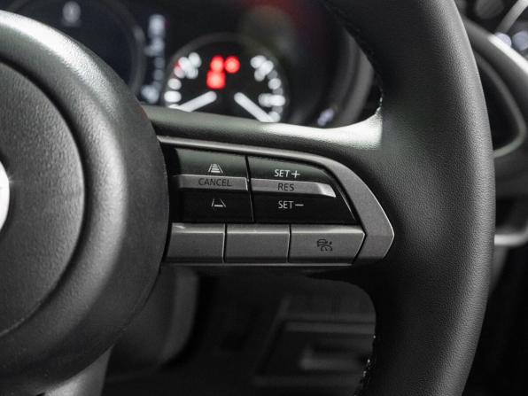 Mazda 3 IV (BP) с пробегом 2021 года, цена 1 550 000 рублей, 120535 км, хэтчбек, Автокод Объявления