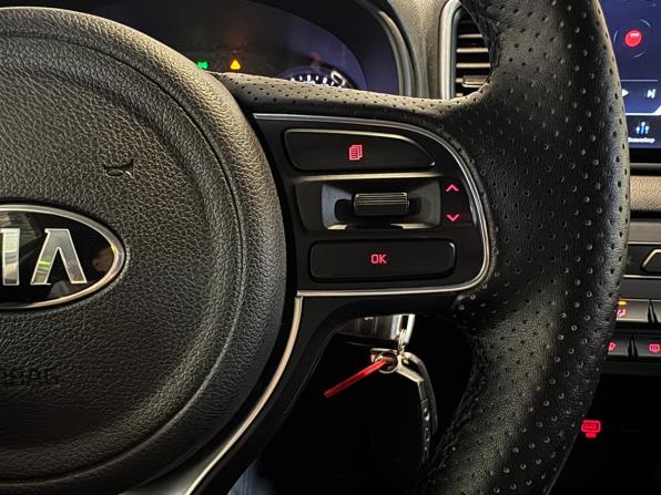 Kia Sportage IV с пробегом 2017 года, цена 1 399 000 рублей, 200000 км, внедорожник, Автокод Объявления