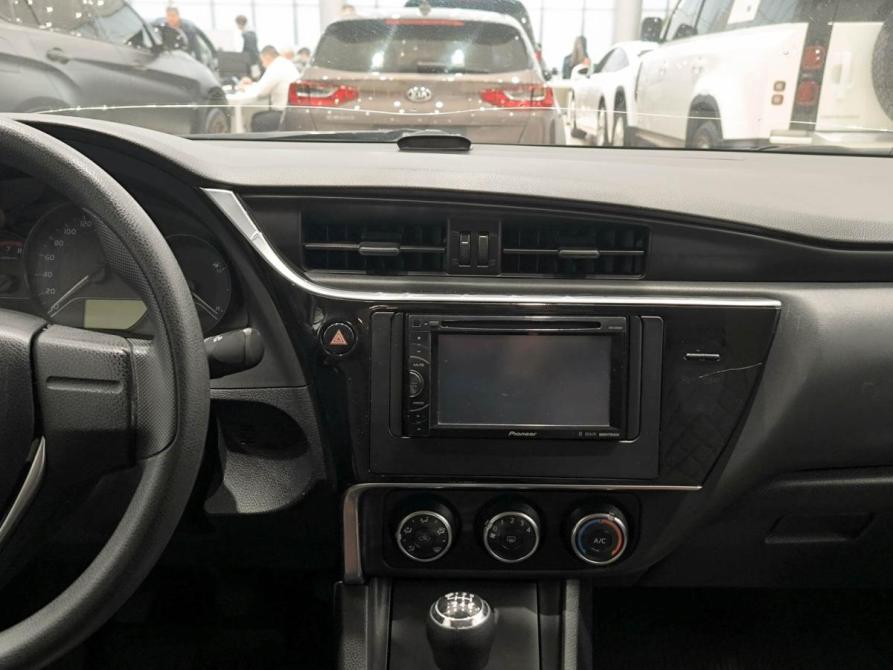 Toyota Corolla XI (E160 E170 E180) Рестайлинг 1 Казань  - изображение 18