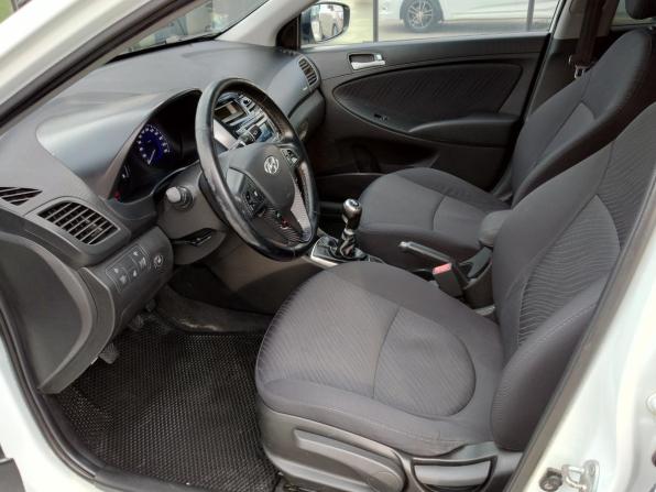 Hyundai Solaris I Рестайлинг с пробегом 2014 года, цена 694 000 рублей, 246191 км, седан, Автокод Объявления