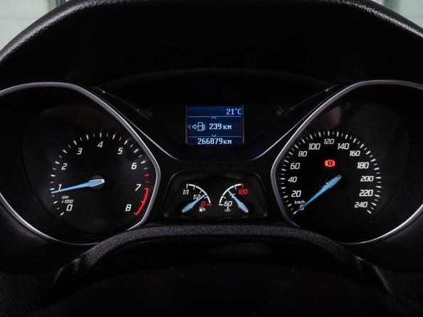 Ford Focus III с пробегом 2013 года, цена 697 000 рублей, 266879 км, универсал, Автокод Объявления