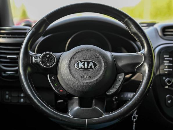 Kia Soul II Рестайлинг с пробегом 2018 года, цена 1 269 000 рублей, 259203 км, хэтчбек, Автокод Объявления