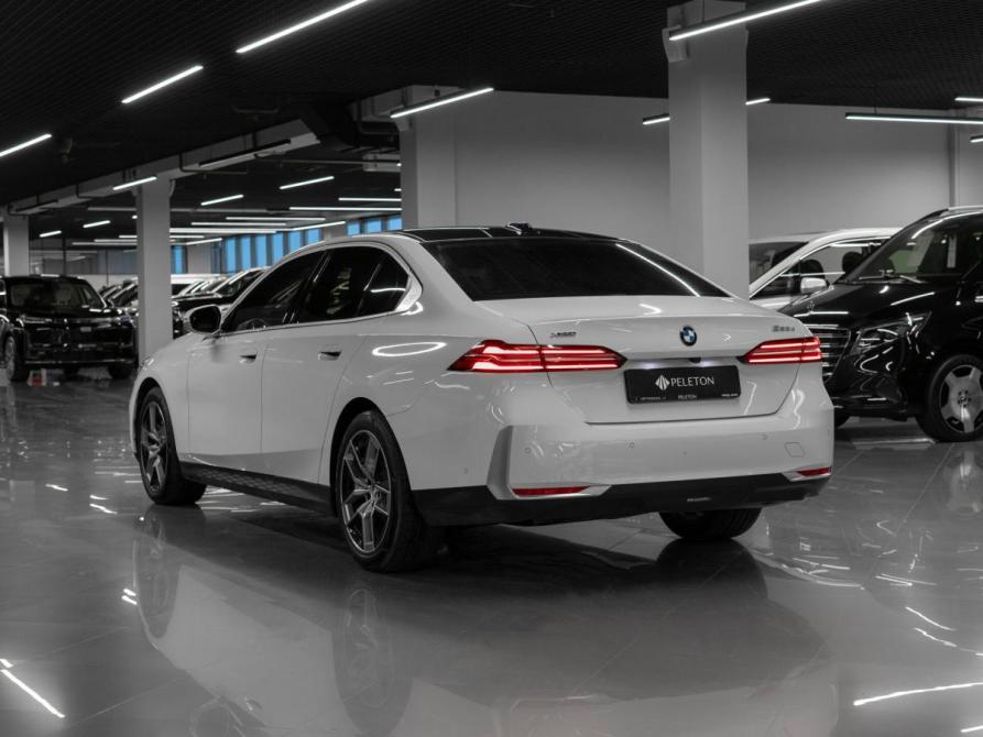 BMW 5 серии VIII (G60/G61/G68) Москва  - изображение 4