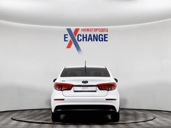 Kia Rio III Рестайлинг с пробегом 2016 года, цена 829 000 рублей, 173664 км, седан, Автокод Объявления