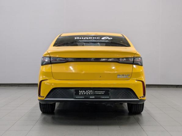 BAIC U5 Plus с пробегом 2024 года, цена 895 000 рублей, 174606 км, седан, Автокод Объявления