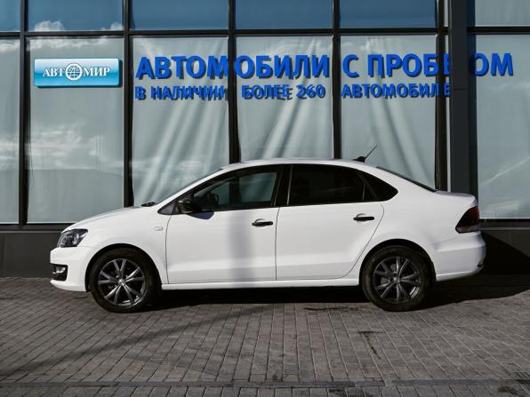 Volkswagen Polo V Рестайлинг с пробегом 2019 года, цена 1 099 000 рублей, 89788 км, седан, Автокод Объявления