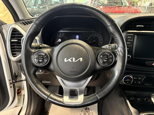 Kia Soul III с пробегом 2022 года, цена 2 241 000 рублей, 35427 км, хэтчбек, Автокод Объявления