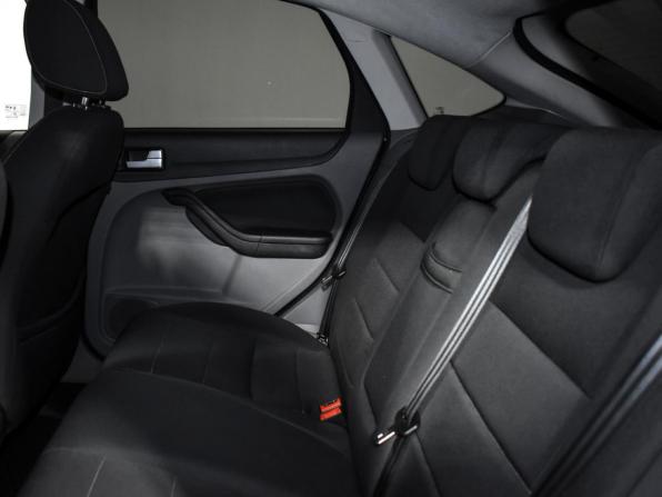 Ford Focus II Рестайлинг с пробегом 2010 года, цена 390 000 рублей, 420000 км, хэтчбек, Автокод Объявления