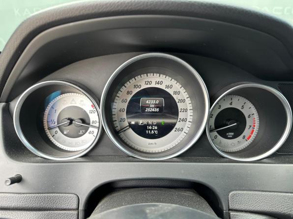 Mercedes-Benz C-Класс III (W204) Рестайлинг с пробегом 2012 года, цена 1 280 000 рублей, 252435 км, седан, Автокод Объявления