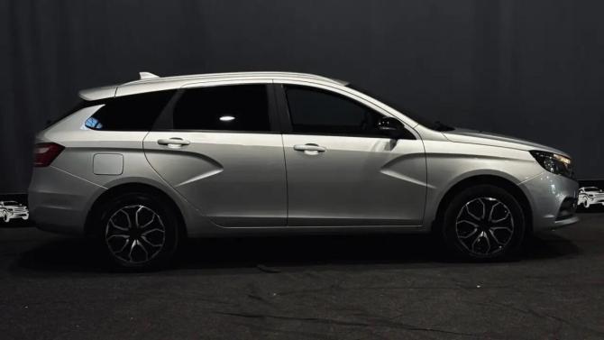 Lada (ВАЗ) Vesta I с пробегом 2021 года, цена 1 270 000 рублей, 60265 км, универсал, Автокод Объявления