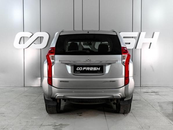 Mitsubishi Pajero Sport III с пробегом 2017 года, цена 2 890 000 рублей, 173106 км, внедорожник, Автокод Объявления