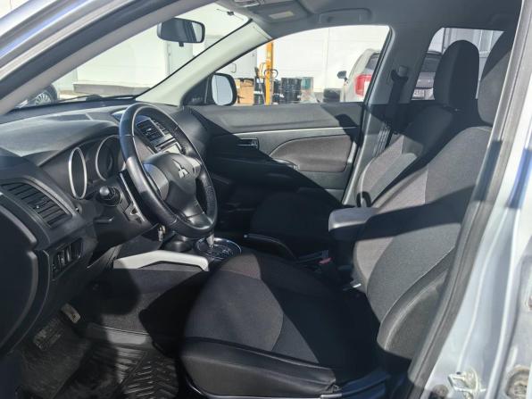 Mitsubishi ASX I с пробегом 2010 года, цена 949 000 рублей, 110000 км, внедорожник, Автокод Объявления