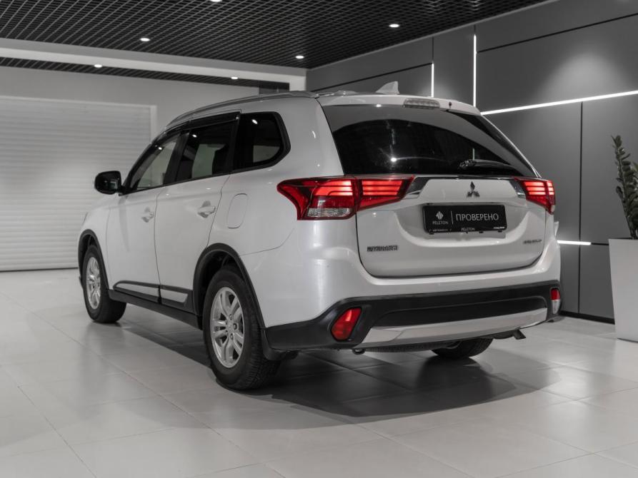 Mitsubishi Outlander III Рестайлинг 2 Москва  - изображение 4