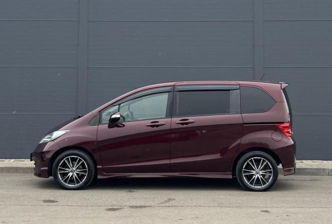 Honda Freed I с пробегом 2009 года, цена 860 000 рублей, 186294 км, компактвэн, Автокод Объявления